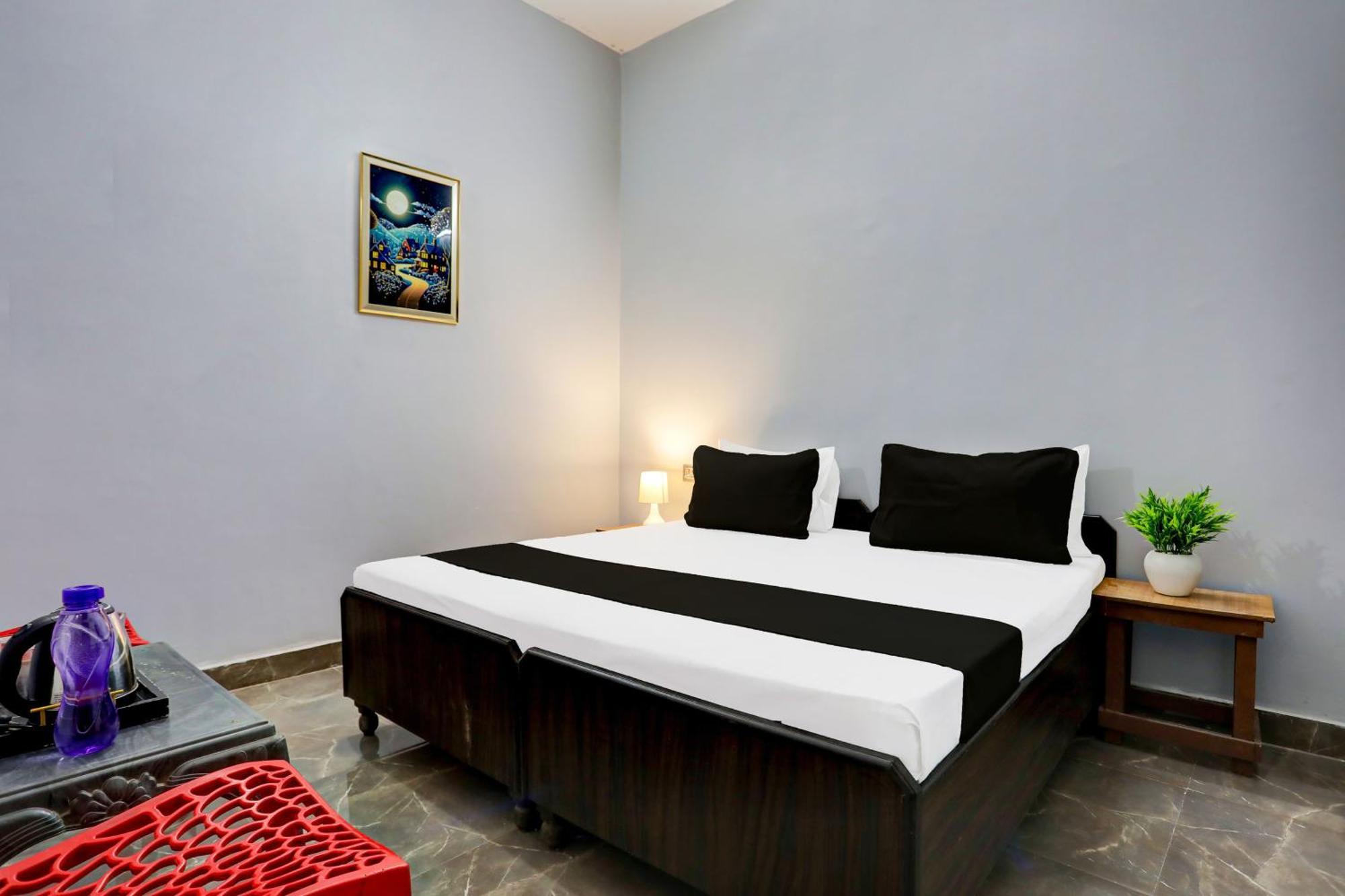 Super Hotel Live View Indraprast Luaran gambar