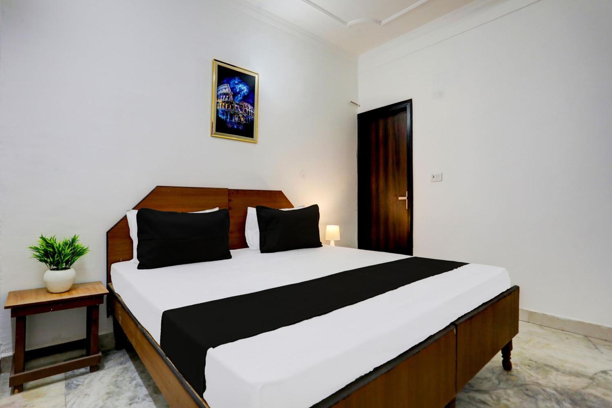 Super Hotel Live View Indraprast Luaran gambar